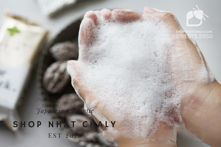Xà phòng trị mụn ở lưng For Back của Nhật Bản bọt lên rất bông và mịn | Shop Nhật Chaly