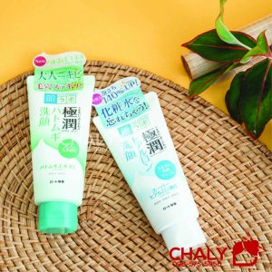 Sữa rửa mặt dạng tuýp Hada Labo tiết kiệm hơn, bọt lên mịn khi dùng cùng với lưới tạo bọt Whipper
