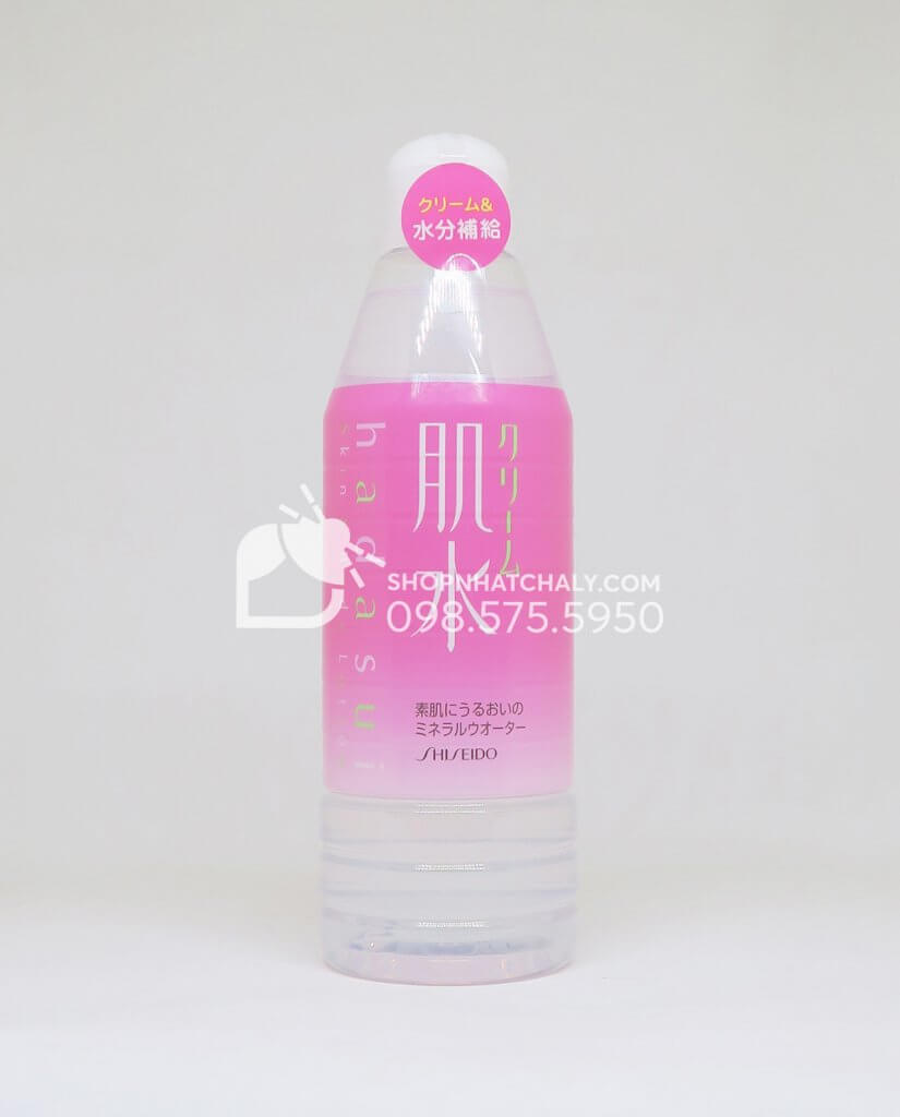 Nước xịt khoáng Nhật Bản cho da khô Shiseido Hadasui màu hồng creamy skin body lotion