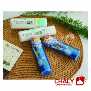 Nước hoa hồng HadaLabo Nhật kết cấu lỏng, thẩm thấu nhanh, không bí rích và cấp ẩm tốt. Cứ 4 giây lại có 1 chai nước hoa hồng Hada Labo Nhật được bán ra