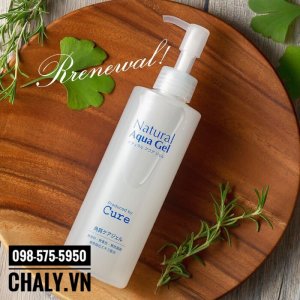 Texture của chai tẩy tế bào chết Nhật Bản Aqua Cure Natural trong như thạch, vô cùng dịu nhẹ với 91% là nước khoáng