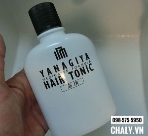 Yanagiya medicated hair tonic 240ml màu trắng có giá thành rẻ nhưng hiệu quả trị viêm, ngứa, nấm da dầu và trị gàu rất tốt, được review cao