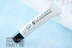 Kem lót trang điểm Chacott HD Enriching Base Nhật nổi tiếng với khả năng che phủ khuyết điểm rất tốt 