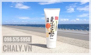 Sữa rửa mặt Sana được review cao nhờ hiệu quả 2 trong 1 đa năng, giúp tiết kiệm thời gian
