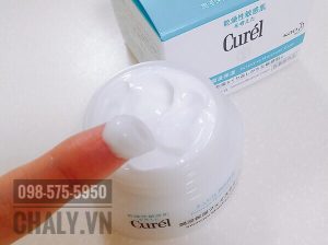 Kem dưỡng Curel Intensive Moisture Cream nhận được gần 5 nghìn đánh giá trên Cosme với số điểm chót vót 5.1
