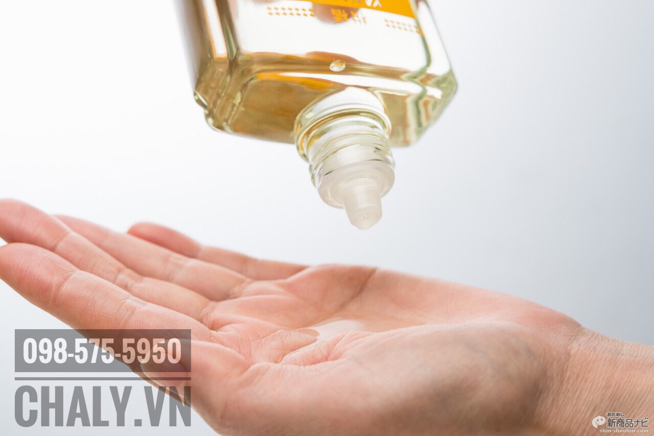 Sử dụng thuốc chống rụng tóc Nhật Bản tinh dầu bưởi Yanagiya vàng đều đặn 2-3 lần mỗi ngày mang lại hiệu quả cao