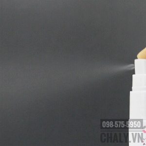 Kem dưỡng mắt của Nhật Bản dạng xịt Mesiru eye care mist với tia xịt nhỏ, không làm xô lệch lớp trang điểm, nhưng lại đủ khả năng thẩm thấu đưa dưỡng chất vào bên trong