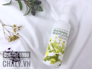 Xịt dưỡng trắng Manis whitening body lotion cấp ẩm và dưỡng trắng toàn thân, sử dụng cho mặt và toàn bộ cơ thể