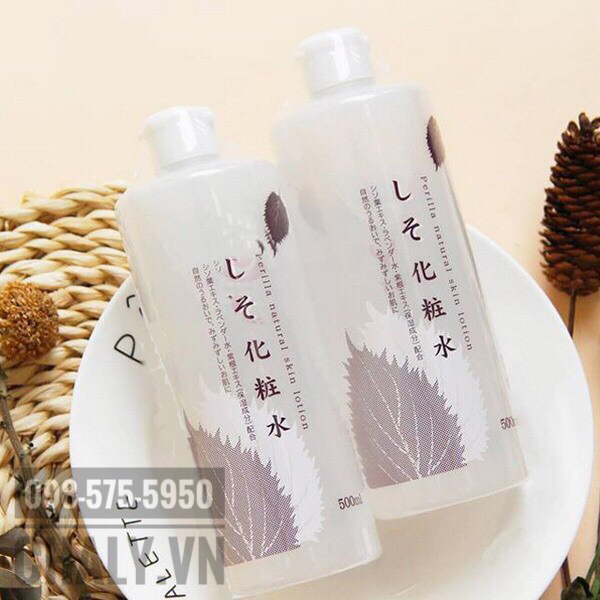 Toner lá tía tô là một sản phẩm nước hoa hồng cho da nhờn của Nhật được yêu thích