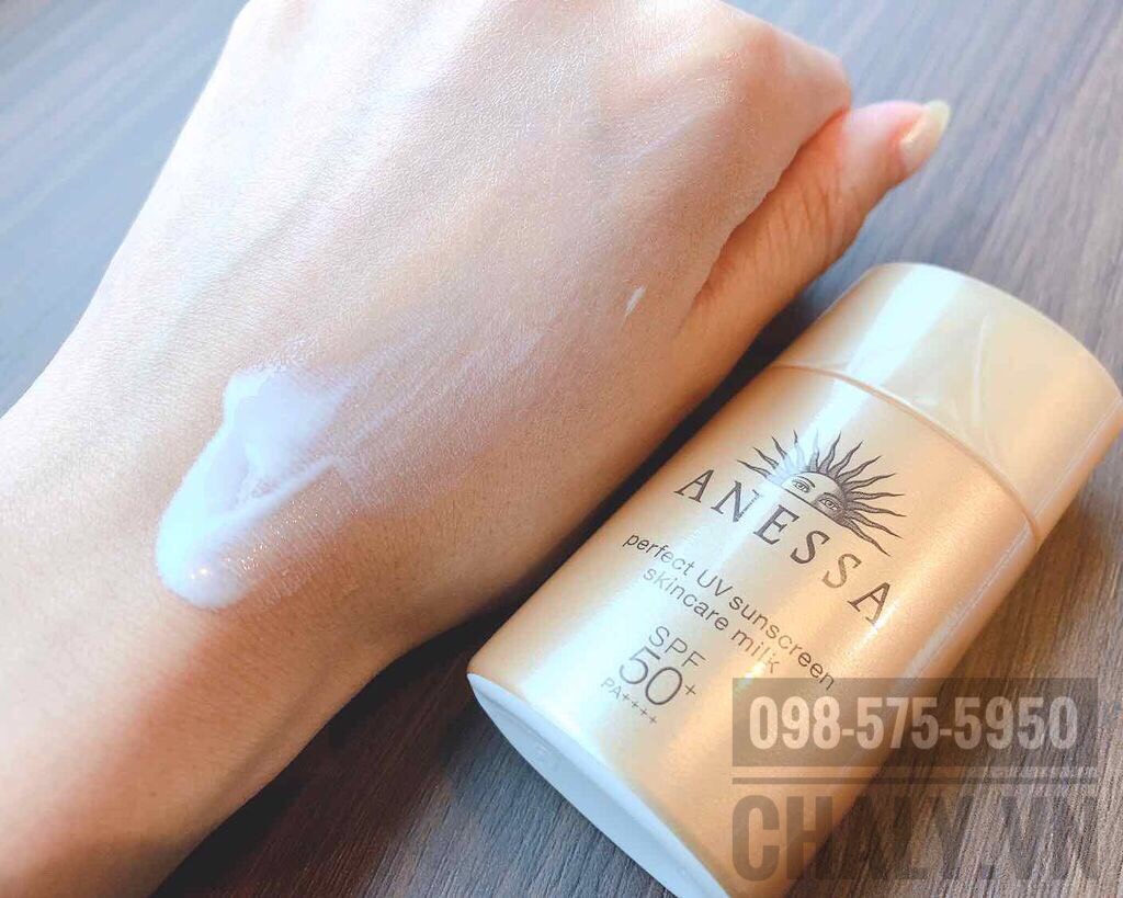 Chai kem chống nắng anessa màu vàng 60g là sữa chống nắng đỉnh cao cho chơi thể thao, đi bơi đi biển tuyệt vời nhất