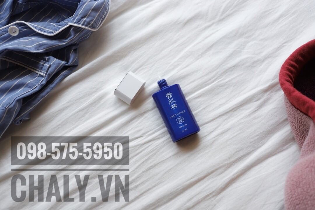 Chai kem chống nắng kose milk 25g khá nhỏ nhưng có giá hơn 300k rồi, hơi chát. Tuy nhiên tiền nào của nấy, mình rất ưng và vẫn sẽ mua lại