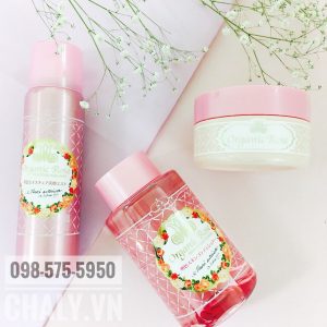 Kem Organic Rose moisture cream màu hồng của Meishoku là sản phẩm kem dưỡng da giá bình dân có hiệu quả se khít lỗ chân lông, được yêu thích