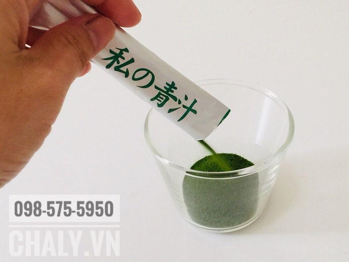Bột rau xanh yakult nhật bản review cao không chỉ bởi kết quả mà còn là vị ngon, dễ uống ngay cả với trẻ em, không bị đắng