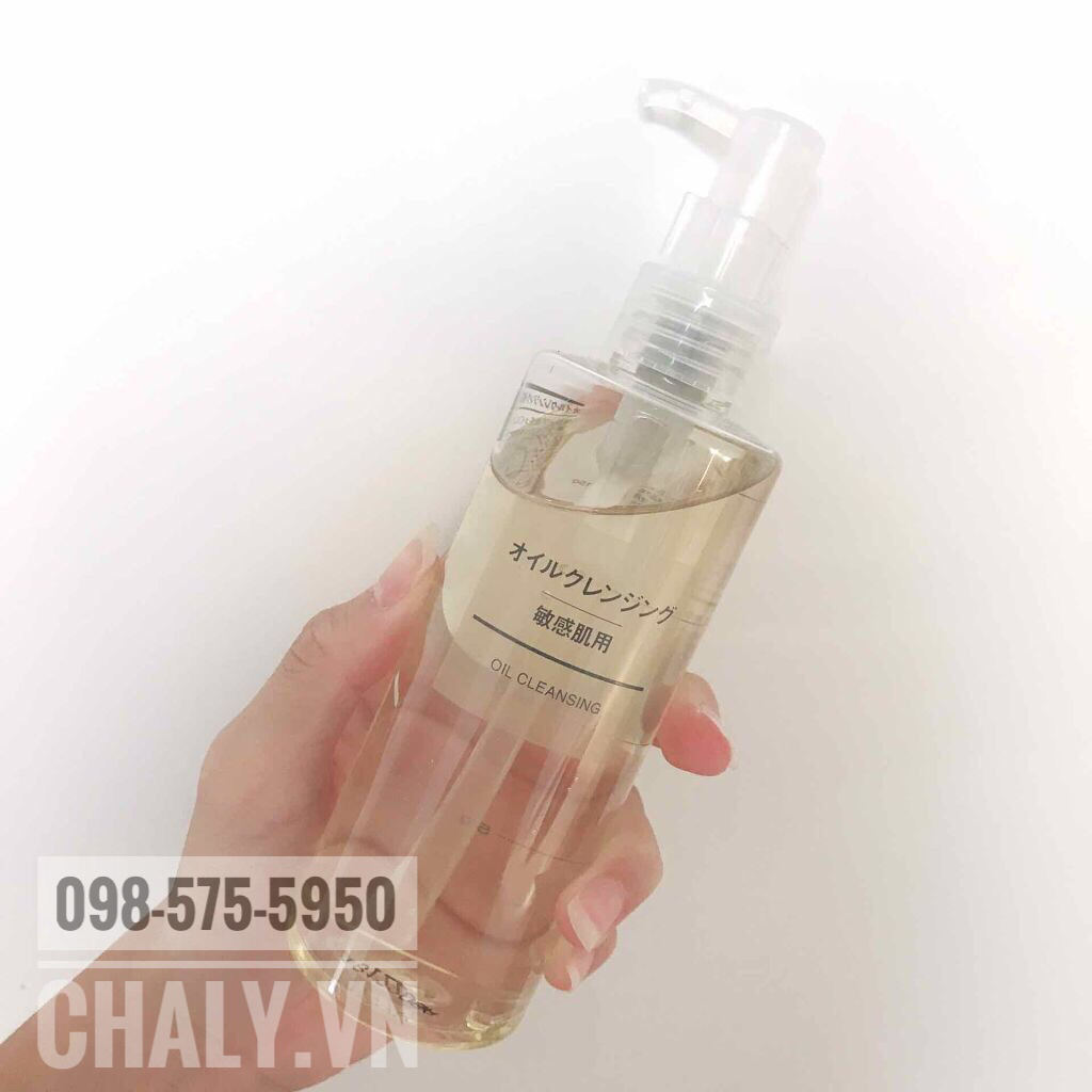 Từ ngày có muji thì chả dùng chai tẩy trang nào khác luôn. Giá rẻ mà ngon không kém hàng high end