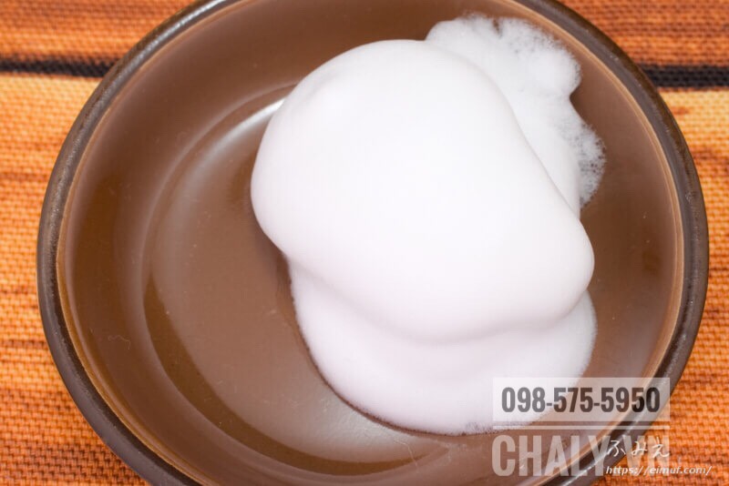Cận cảnh chất bọt nano siêu nhỏ mịn của sữa rửa mặt Hada Labo thật xách tay trực tiếp từ Nhật Bản
