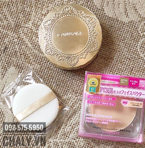 Phấn phủ Canmake Nhật vừa chống nắng, vừa chứa tới 10 thành phần dưỡng da ưu tú nên không lạ gì khi sản phẩm hiện giữ vững vị trí số 1 Cosme Ranking