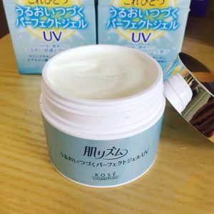 So với các dòng mỹ phẩm khác của Kose, thì Kose Hada Rhythm 7 in 1 UV SPF 50+ PA+++ không được đánh giá cao