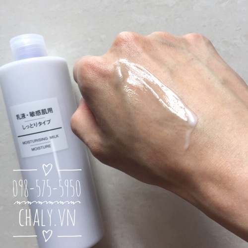 Thoa xong da rất mướt và dùng sữa muji mấy tháng không thấy lên hột mụn nào, cực kỳ ưng ý