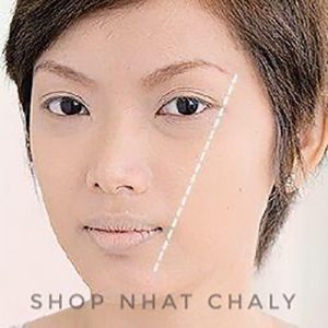 Đuôi chân mày, đuôi mắt và khóe môi nên nằm trên một đường thẳng để gương mặt trông hài hòa hơn.