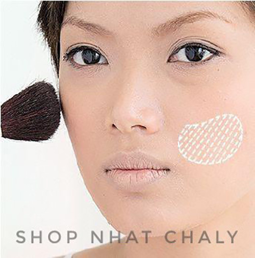 Nếu gò má cao thì nên đặt cọ ngay dưới gò má nhé