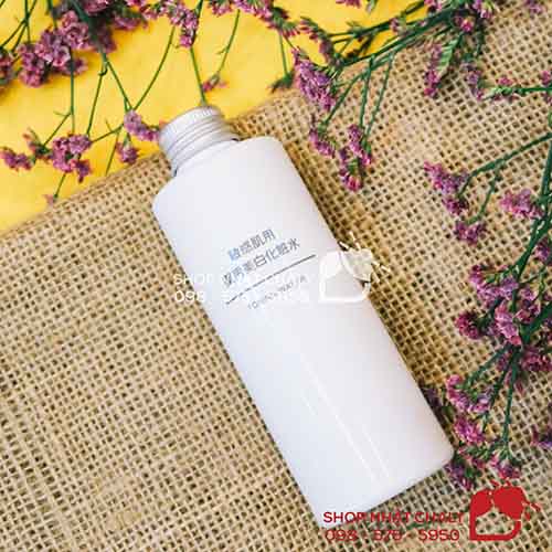 Nuoc-hoa-hong-duong-trang-cho-da-nhay-cam-Muji-Toning-Water-Nhat-Ban-01