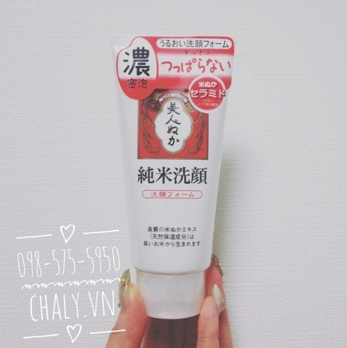 Chứa đầy đủ bộ phận ceramide nằm trong Vi-Ta-Min E và một loạt chăm sóc hóa học thời thượng kể từ cám gạo vạn vật thiên nhiên của Nhật, Bijin Nuka Jyunmai face wash là sữa rửa ráy Nhật nhiều chức năng, vừa phải thực hiện White, thu nhỏ lcl vừa phải trị nhọt đầu thâm, chống lão hoá