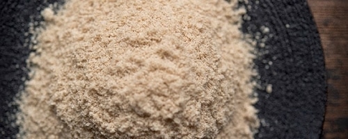 Cám gạo chứa dồi dào ceramide, vitamin nhóm B, E và amino acid là thành phần chính làm nên hiệu quả tuyệt vời của sữa rửa mặt trắng da Nhật Bijin Nuka