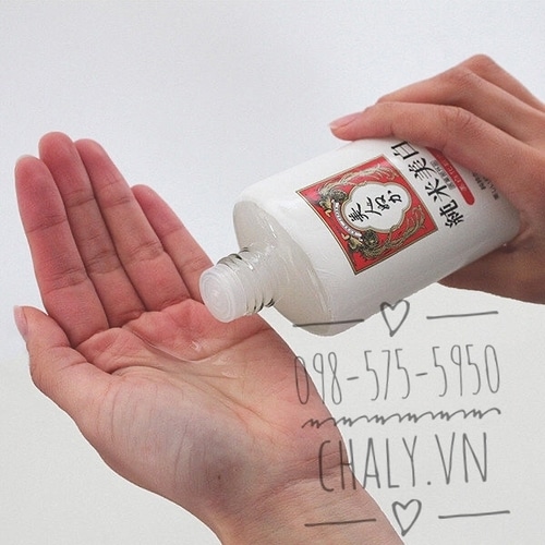 Nước hoa hồng dưỡng trắng trị thâm cám gạo của Nhật Bijin Nuka medicated whitening lotion được khen về khả năng cấp ẩm, ngừa mụn nhưng hiệu quả dưỡng trắng không được review cao lắm