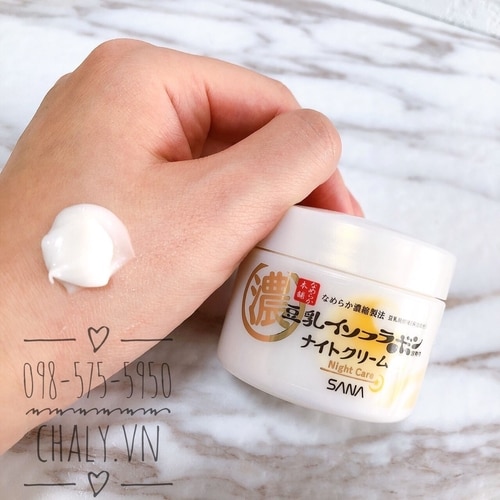 Kem đêm Nhật nội địa Sana nameraka honpo wrinkle night cream với thành phần retinol giúp phục hồi da, kích thích tái tạo tế bào da mới, giảm nếp nhăn và tàn nhang, nám hiệu quả